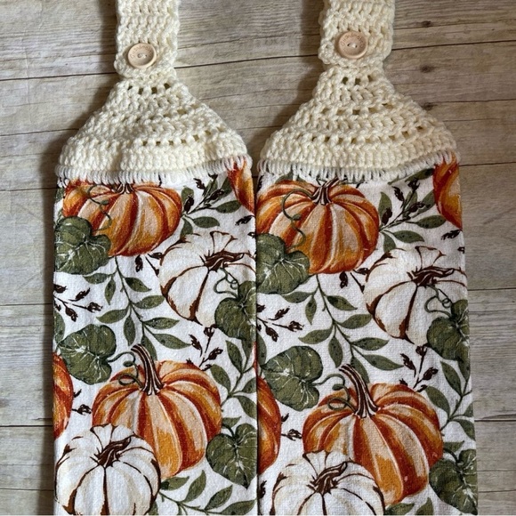 Handmade Other - Pumpkins/Autumn Crochet Top Hanging Towel Set of Two Single Thickness